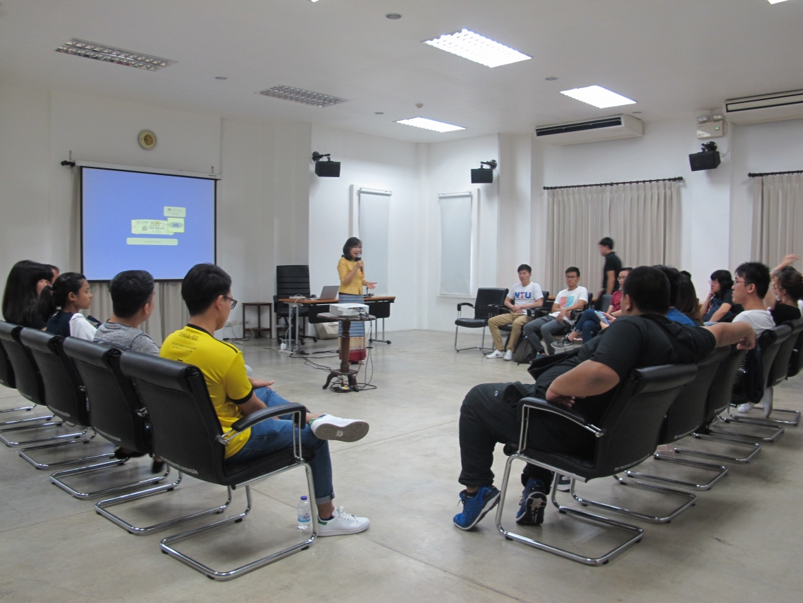 จัดบรรยายด้านศิลปวัฒนธรรมให้แก่นักศึกษาจาก Nanyang Technological University ประเทศสิงคโปร์