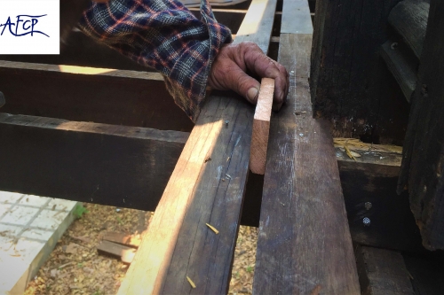 เทคนิคการรักษาระยะห่างของการวางไม้แป้น - Technic to keep consistent space 