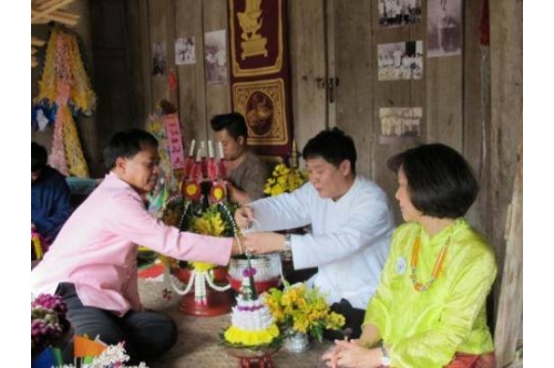 งานแอ่วเฮือน เยือนผญา พิพิธภัณฑ์มีชีวิต วิถีชีวิตล้านนา 2556