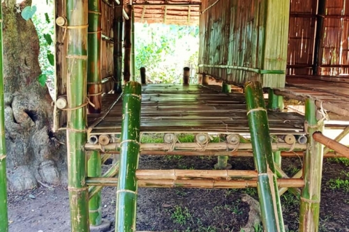 เรือนเครื่องผูก - Kruang-Puuk House (Traditional Lanna/bamboo house)