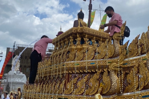 พระเจ้าฝนเเสนห่า