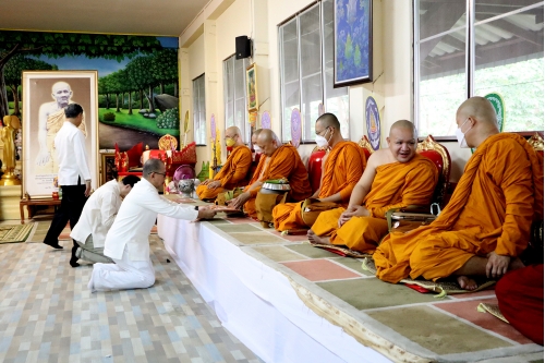 ร่วมพิธีถวายเทียนพรรษา มหาวิทยาลัยเชียงใหม่ เนื่องในเทศกาลเข้าพรรษาประจำปี 2566