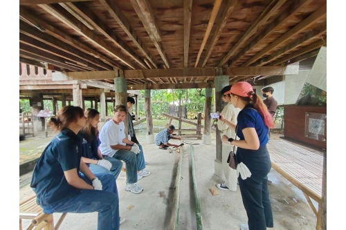 โครงการอบรมเชิงปฏิบัติการด้านสถาปัตยกรรมเรือนพื้นถิ่นล้านนา 