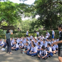 คณะครูและนักเรียนจากโรงเรียนเทพบดินทร์วิทยาเชียงใหม่ เยี่ยมชมพิพิธภัณฑ์เรือนโบราณล้านนา มช.